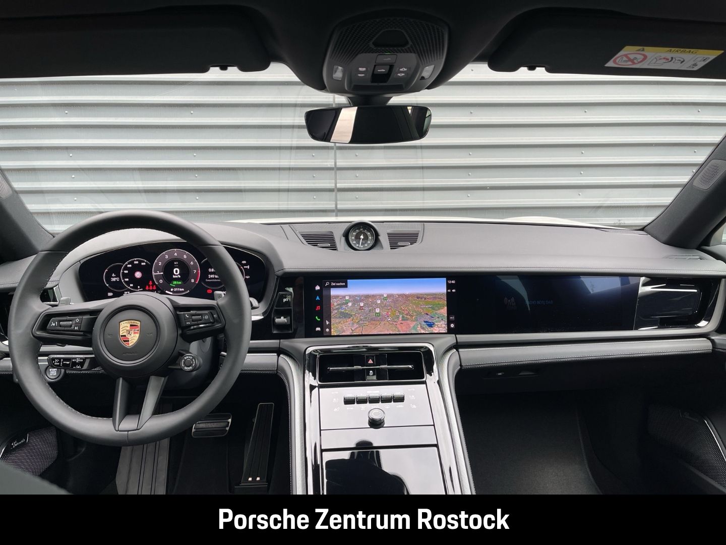Porsche Panamera 4 E-Hybrid Active-Ride Burmester