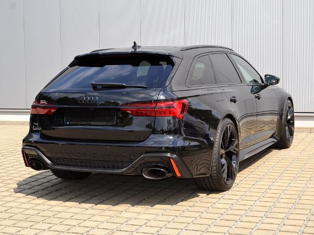 Audi RS6 Avant 4.0 TFSI VOLL/DYNAMIK-PLUS/KERAMIK/AHK