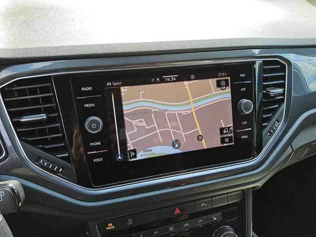 Volkswagen T-Roc 1.5 TSI Sport - Samsaru's Car Outlet