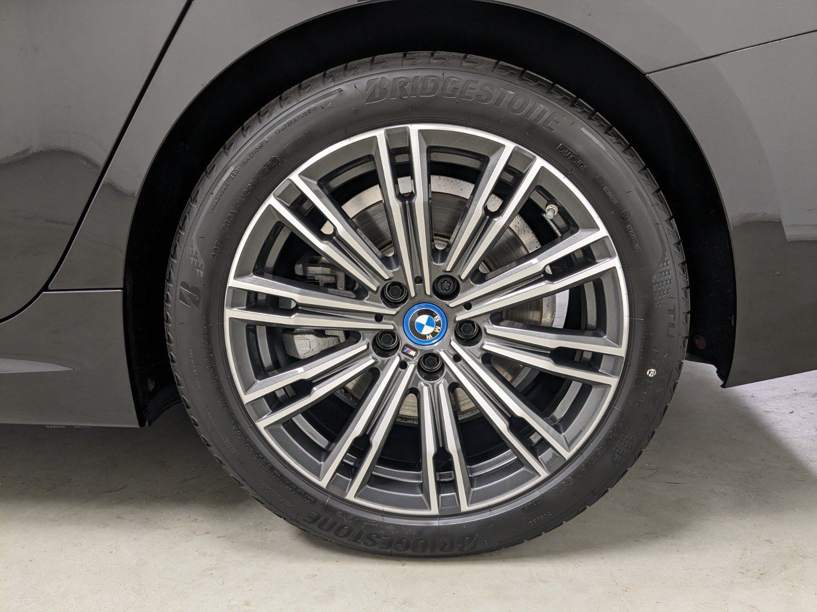 BMW 320e M Sport - Samsaru's Car Outlet