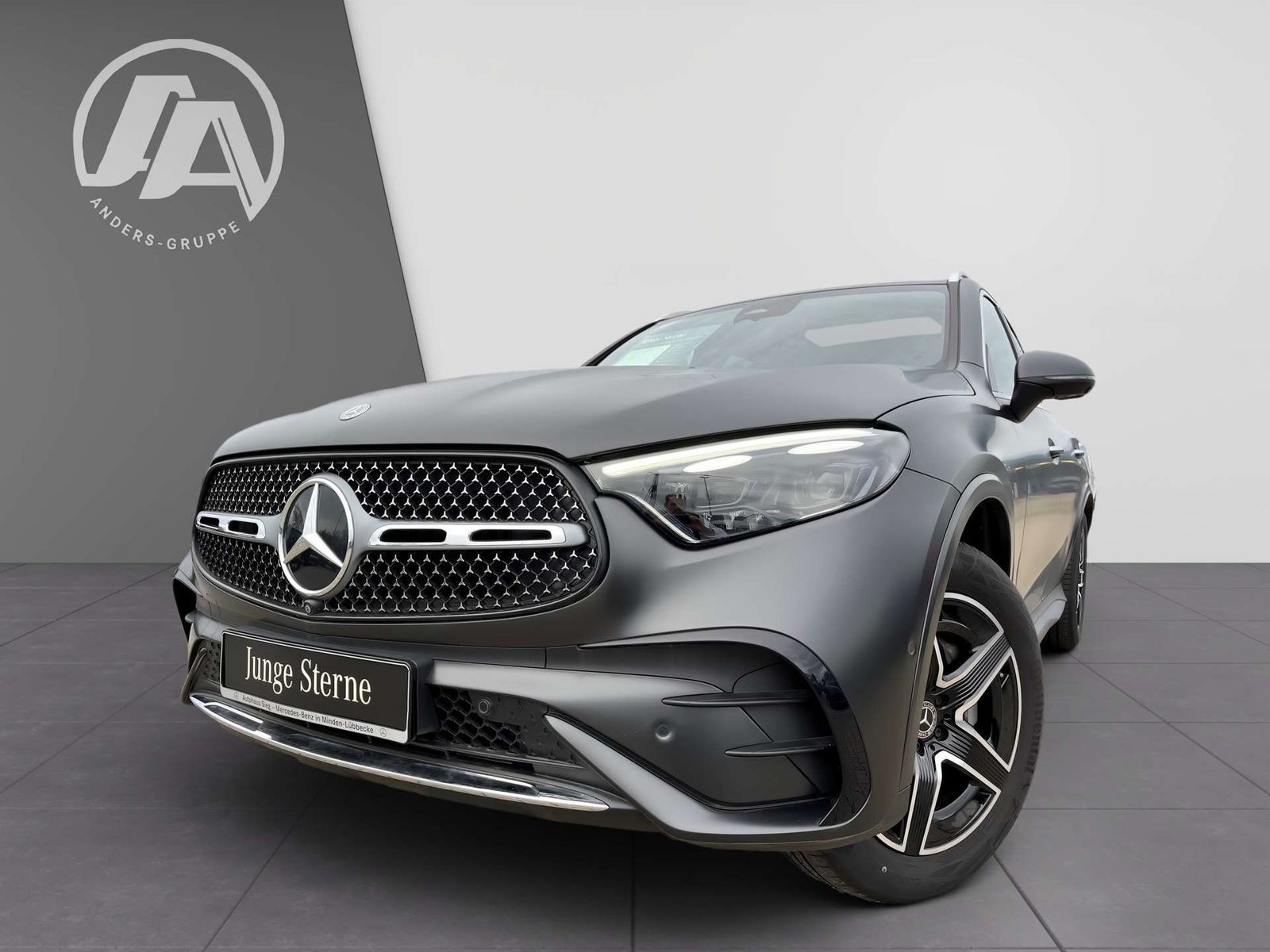 Mercedes-Benz GLC 300 d 4M AMG+Pano+Burm+HUD+AHK+H-LENK+AIR+36