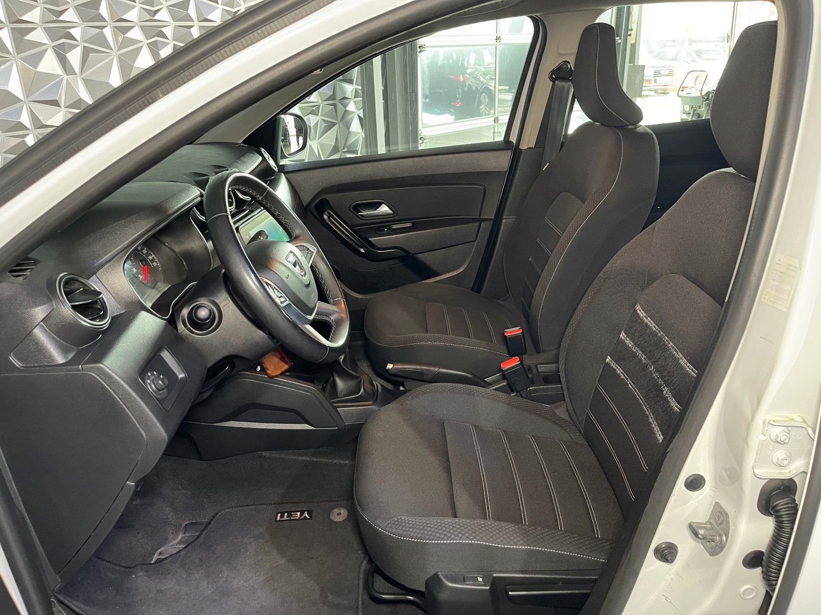 Dacia Duster II Comfort 4WD - Samsaru's Car Outlet