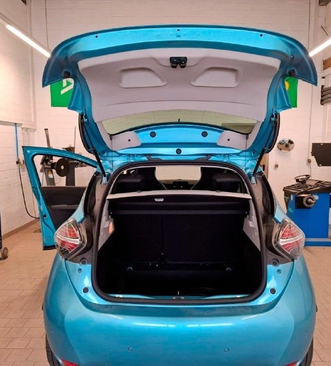 Renault ZOE Z.E. 50 Intens - Samsaru's Car Outlet