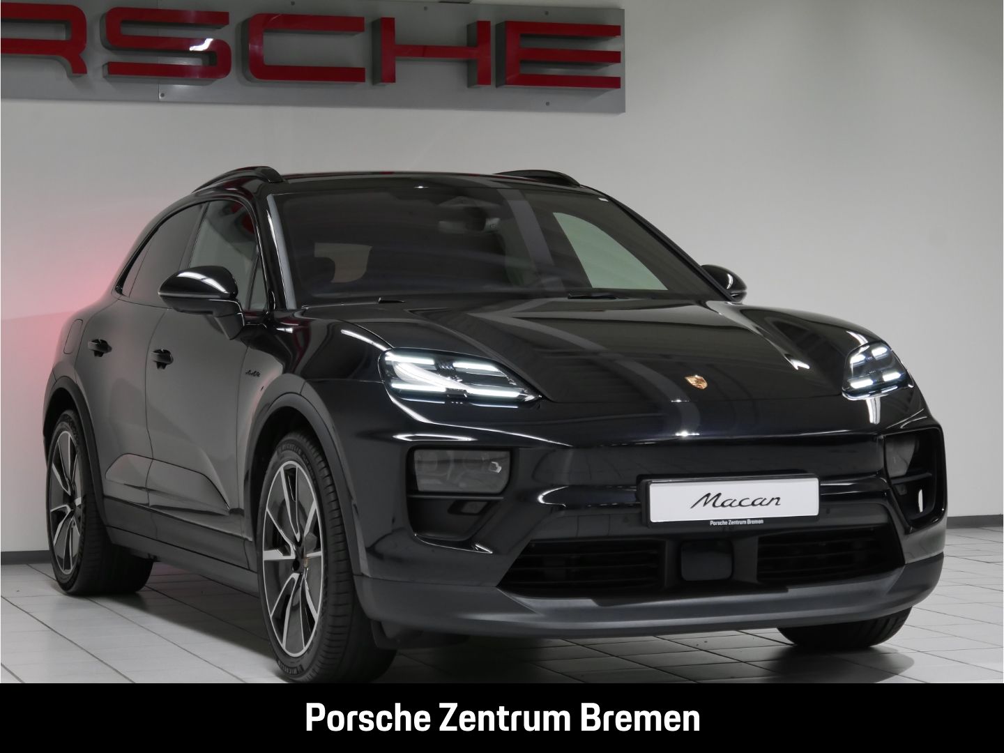 Porsche Macan 4 Sportpaket - Samsaru's Car Outlet