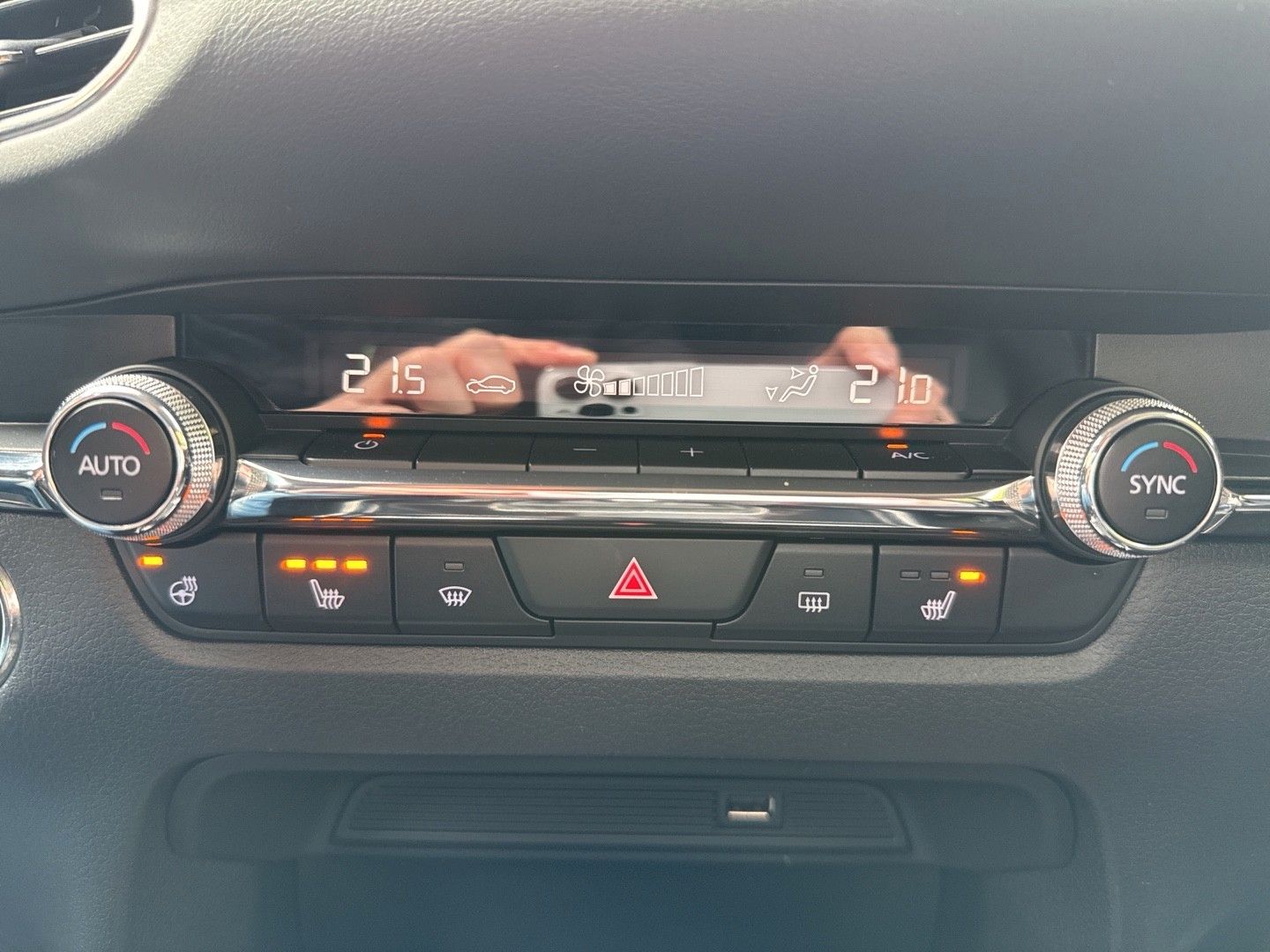 Mazda CX-30 SKYACTIV-X AT Selection Bose Des-P Act-P L