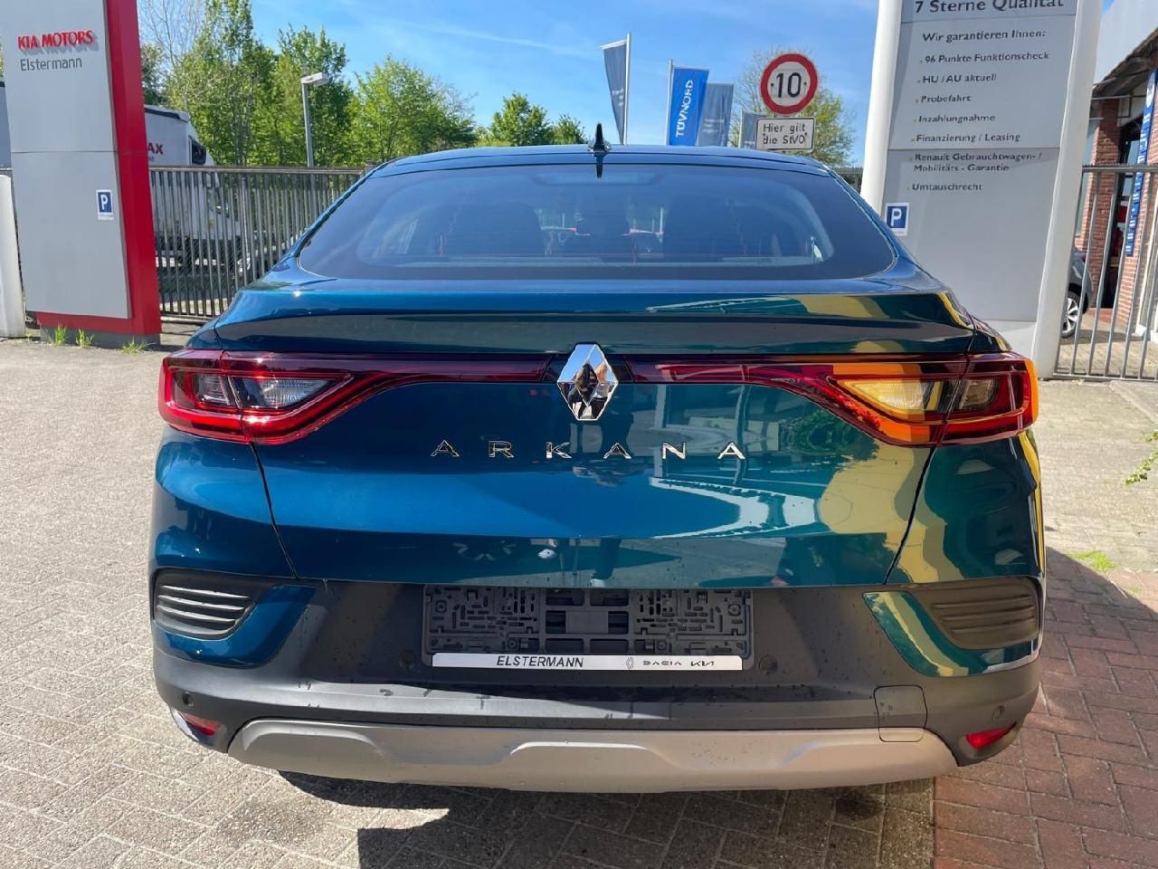 Renault Arkana TCe 140 Zen - Samsaru's Car Outlet
