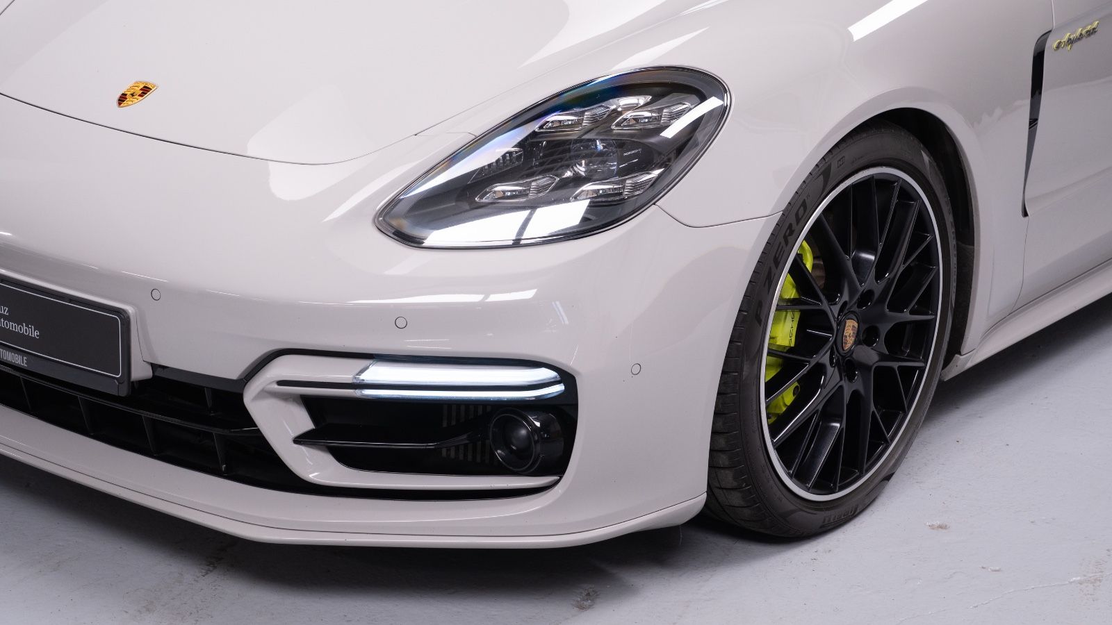 Porsche Panamera ST 4E-Hybrid Platinum Editi SportDesign