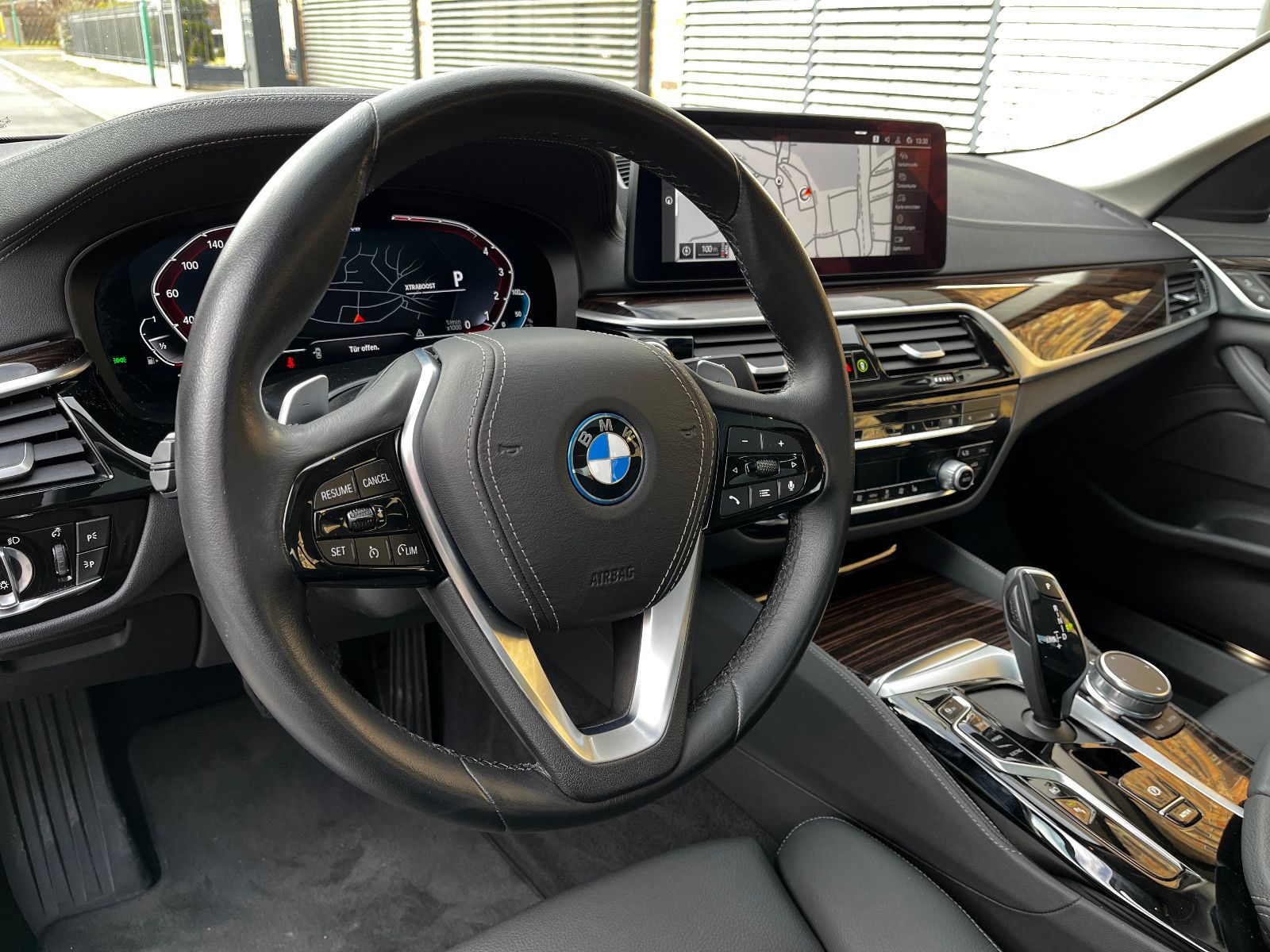 BMW 530e xDrive LuxuryLine Leder LED Navi GDach HUD