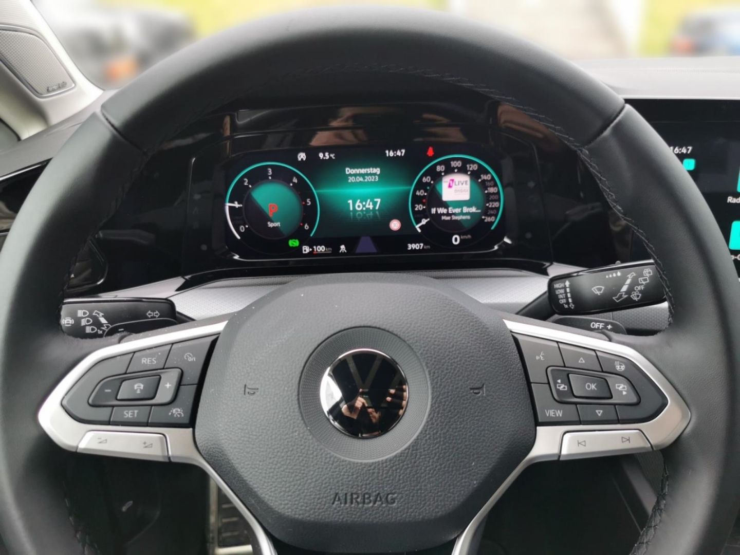 Volkswagen Golf 8 VIII Active 2.0 TDI - Samsaru's Car Outlet