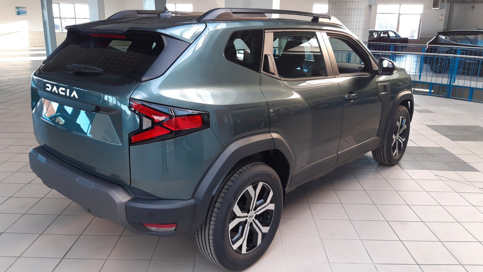 Dacia Duster HYBRID 140 - Samsaru's Car Outlet