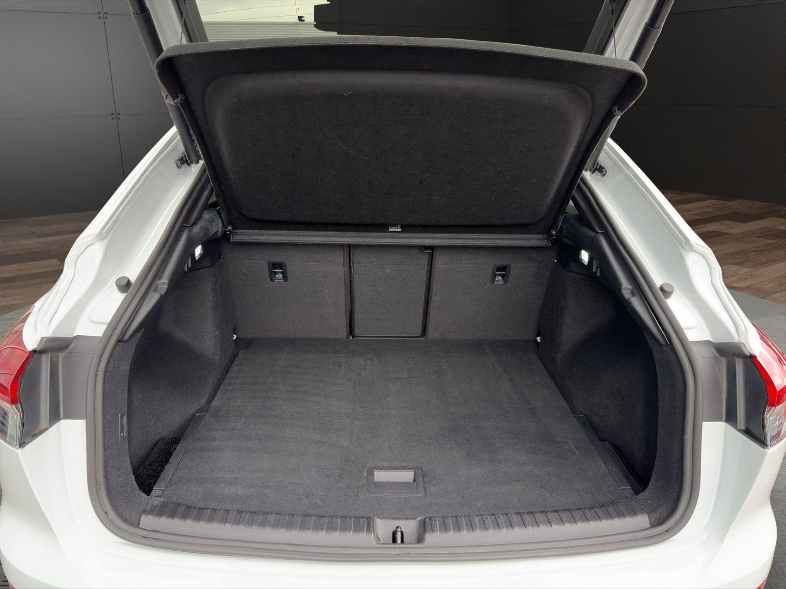 Audi Q4 Sportback 50 e-tron q. S line SONOS+AHK+Matri