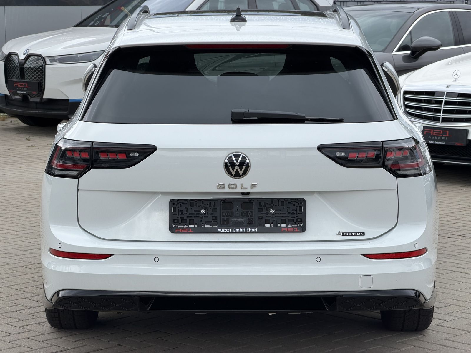 Volkswagen Golf 2.0 TSI 4M R-Line PANO|HUD|Matrix|360°|AHK