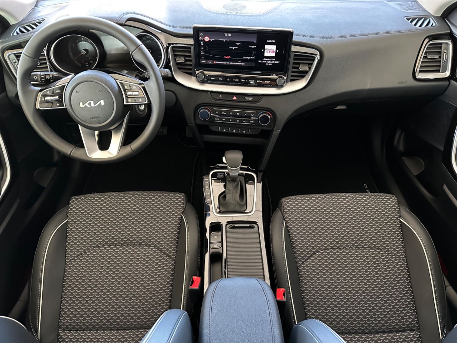 Kia XCEED 1.5T DCT7 Spirit - Samsaru's Car Outlet