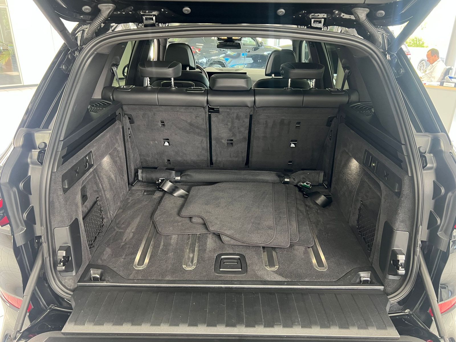 BMW X5 M60 i xDrive*PANO*STHZG*MASSAGE*LUFT*HUD*360°