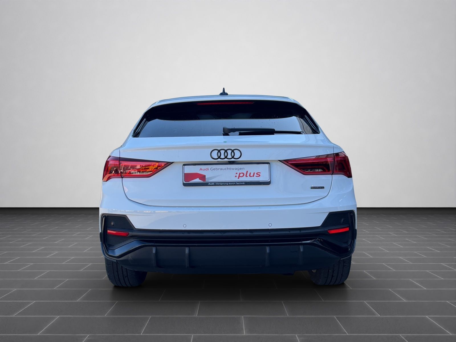 Audi Q3 Sportback S line 45 2.0 TFSI - Samsaru's Car Outlet