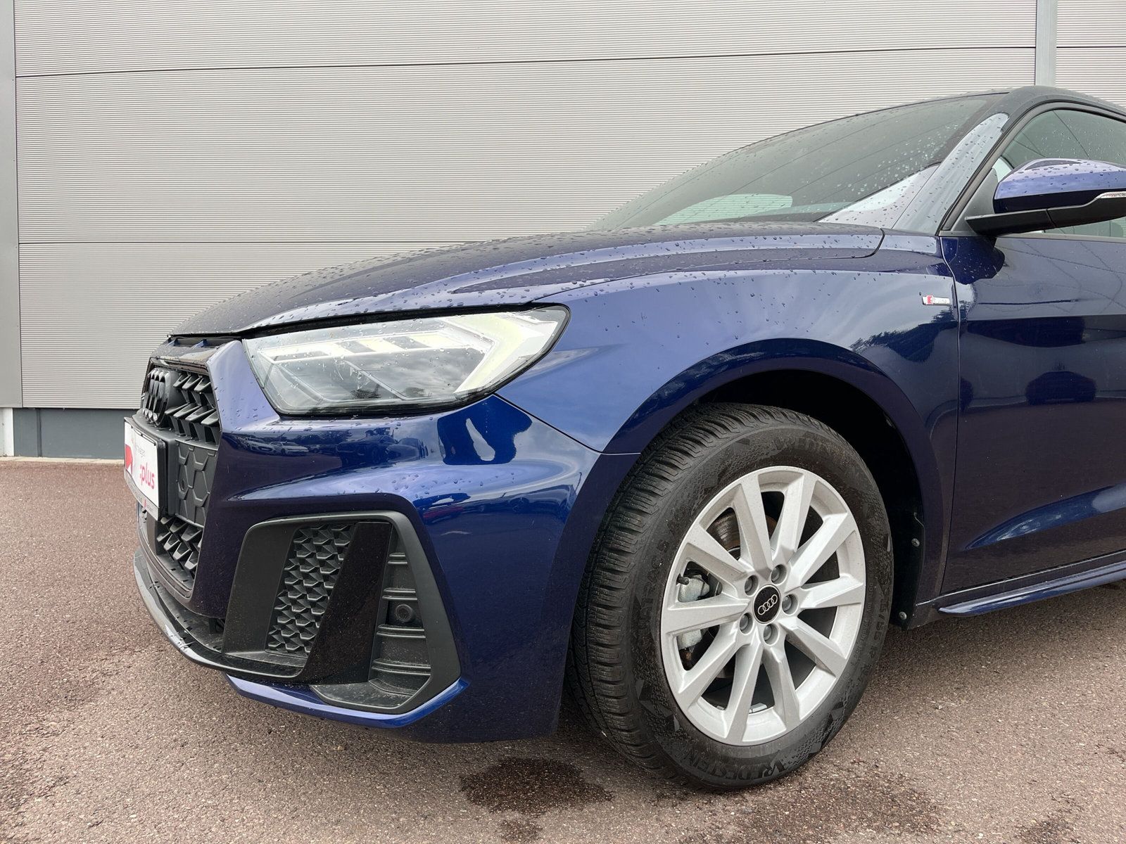 Audi A1 Sportback 30 TFSI S line - Samsaru's Car Outlet