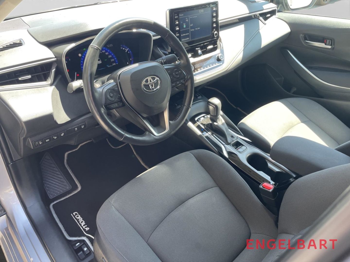 Toyota Corolla 1.8 Hybrid Club - Samsaru's Car Outlet