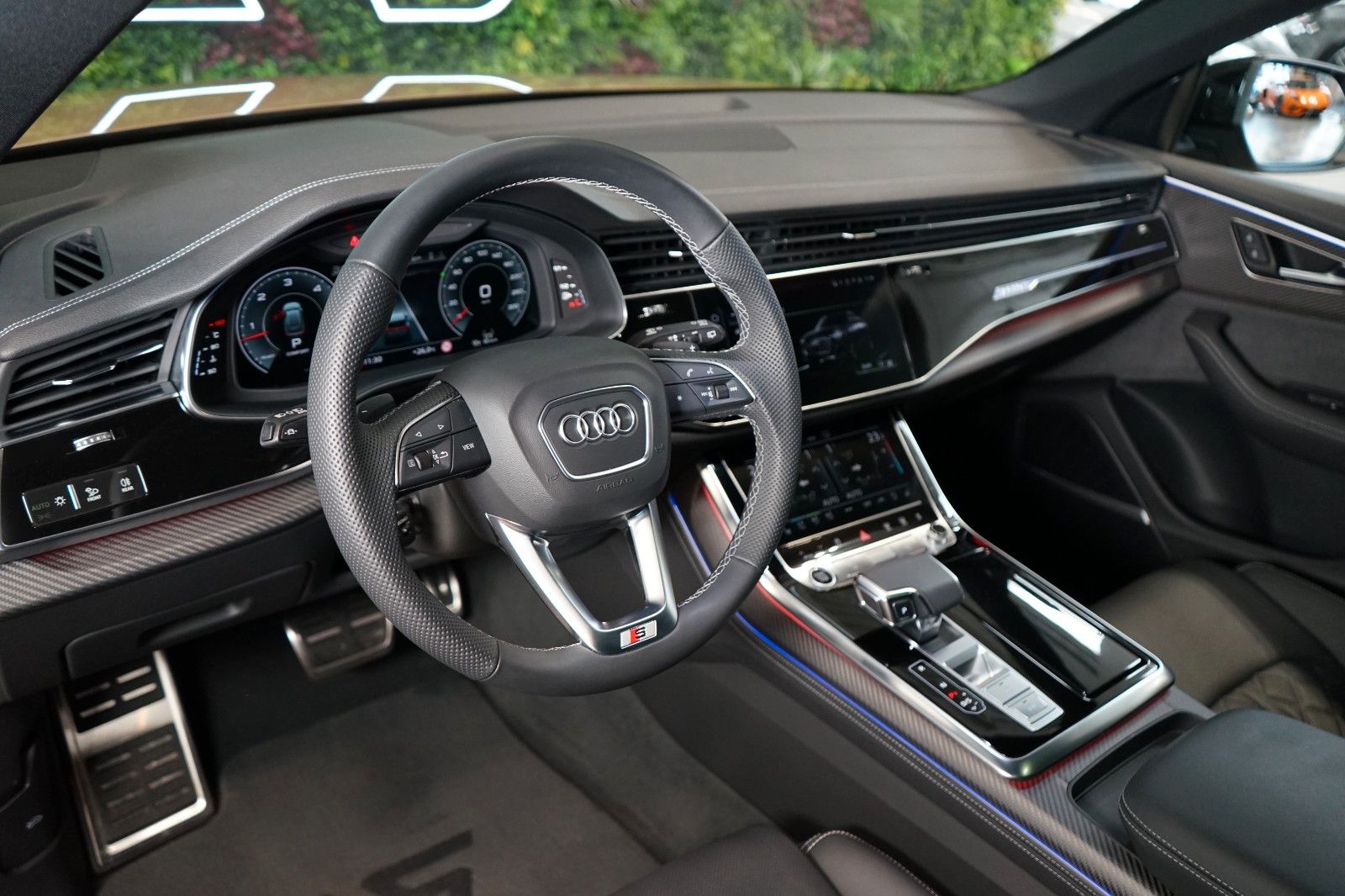 Audi Q8 50 TDI - Samsaru's Car Outlet