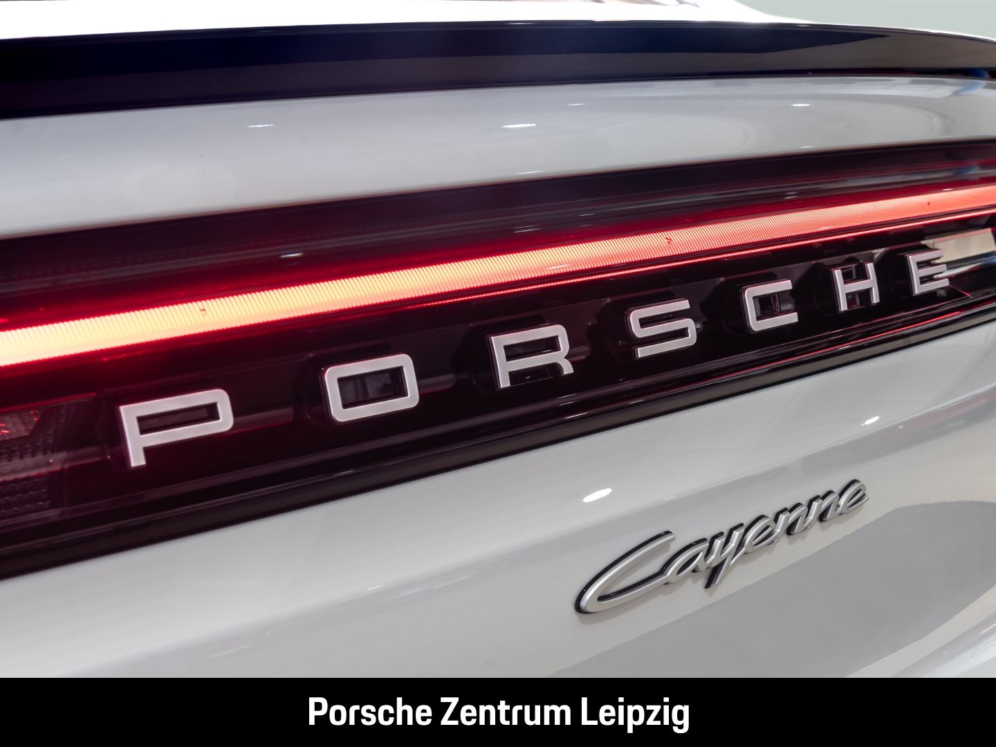 Porsche Cayenne E-Hybrid Coupe Luft Bose InnoDrive 21Zol
