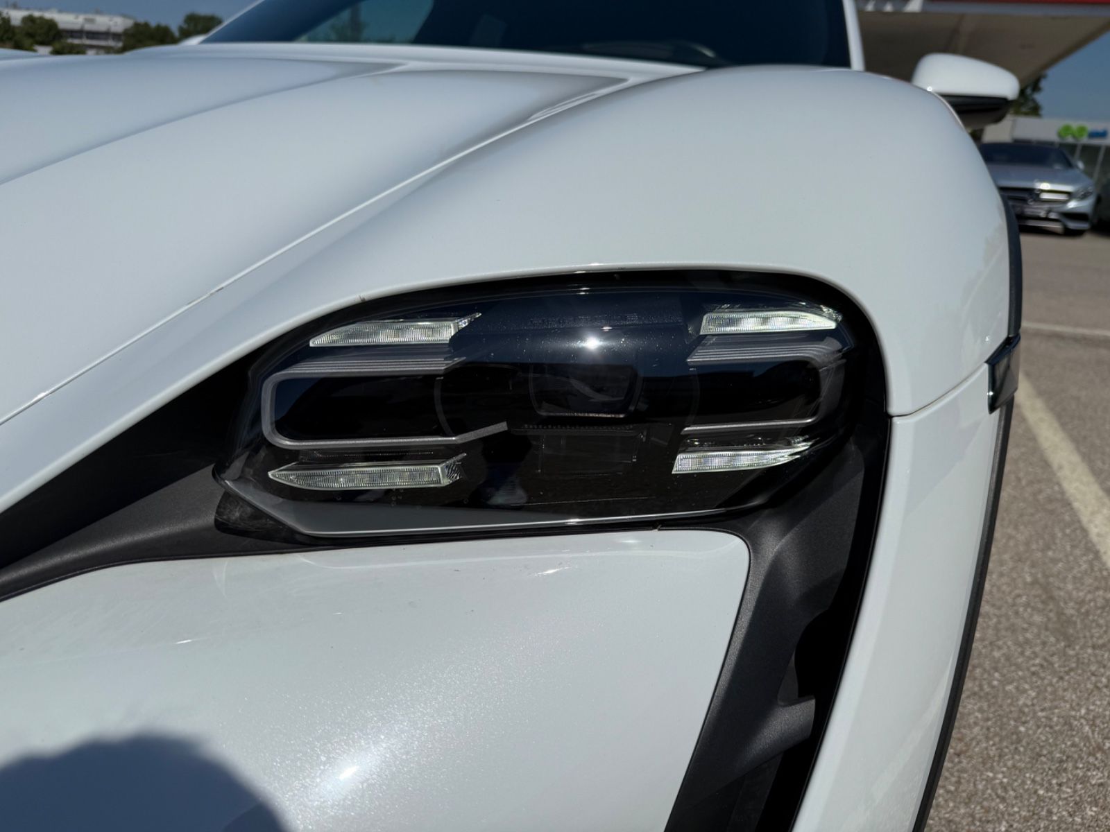 Porsche Taycan Cross 4 Approved Beif.Display HUD 22 Zoll
