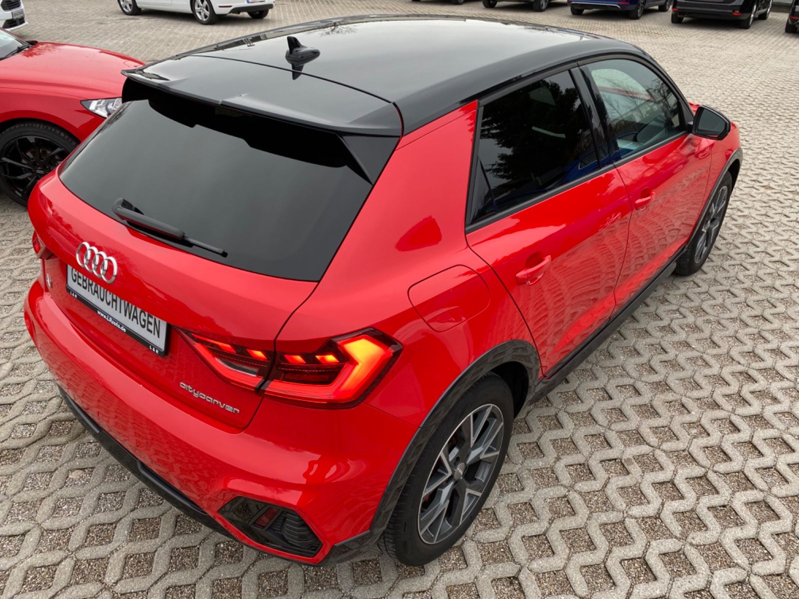 Audi A1 citycarver 30 TFSI S-line - Samsaru's Car Outlet