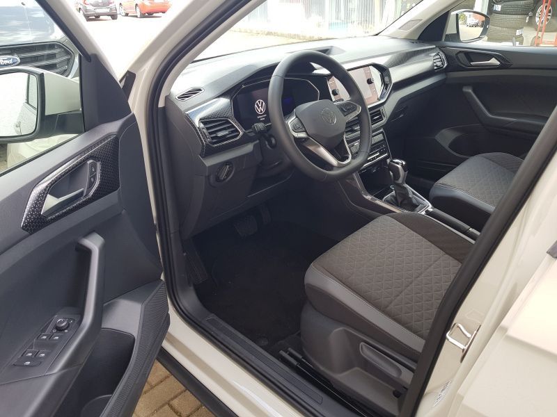 Volkswagen T-Cross Style - Samsaru's Car Outlet