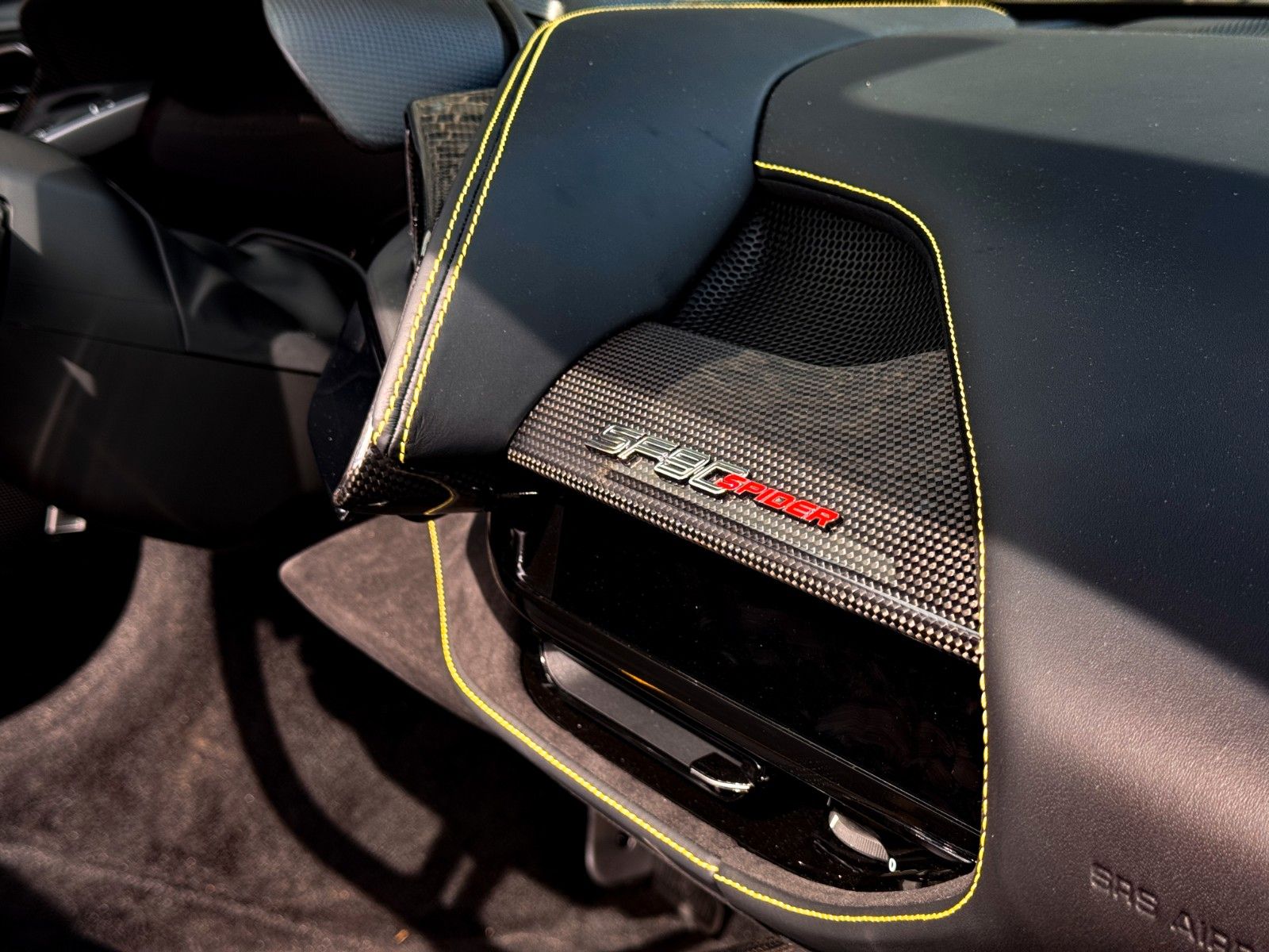 Ferrari SF90 Spider - Samsaru's Car Outlet