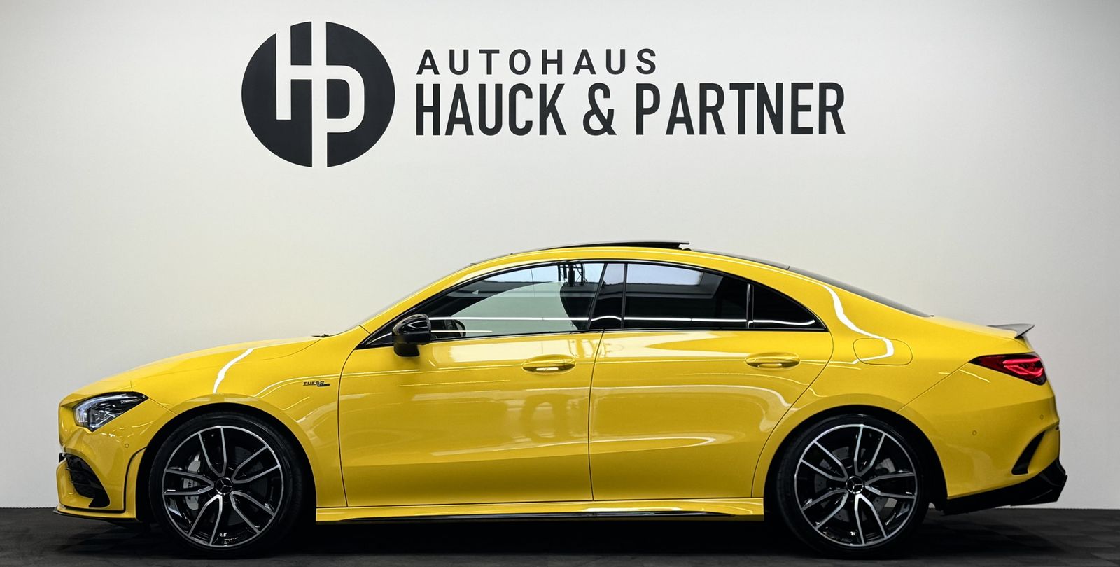 Mercedes-Benz CLA 35 AMG 4M Coupé - Samsaru's Car Outlet