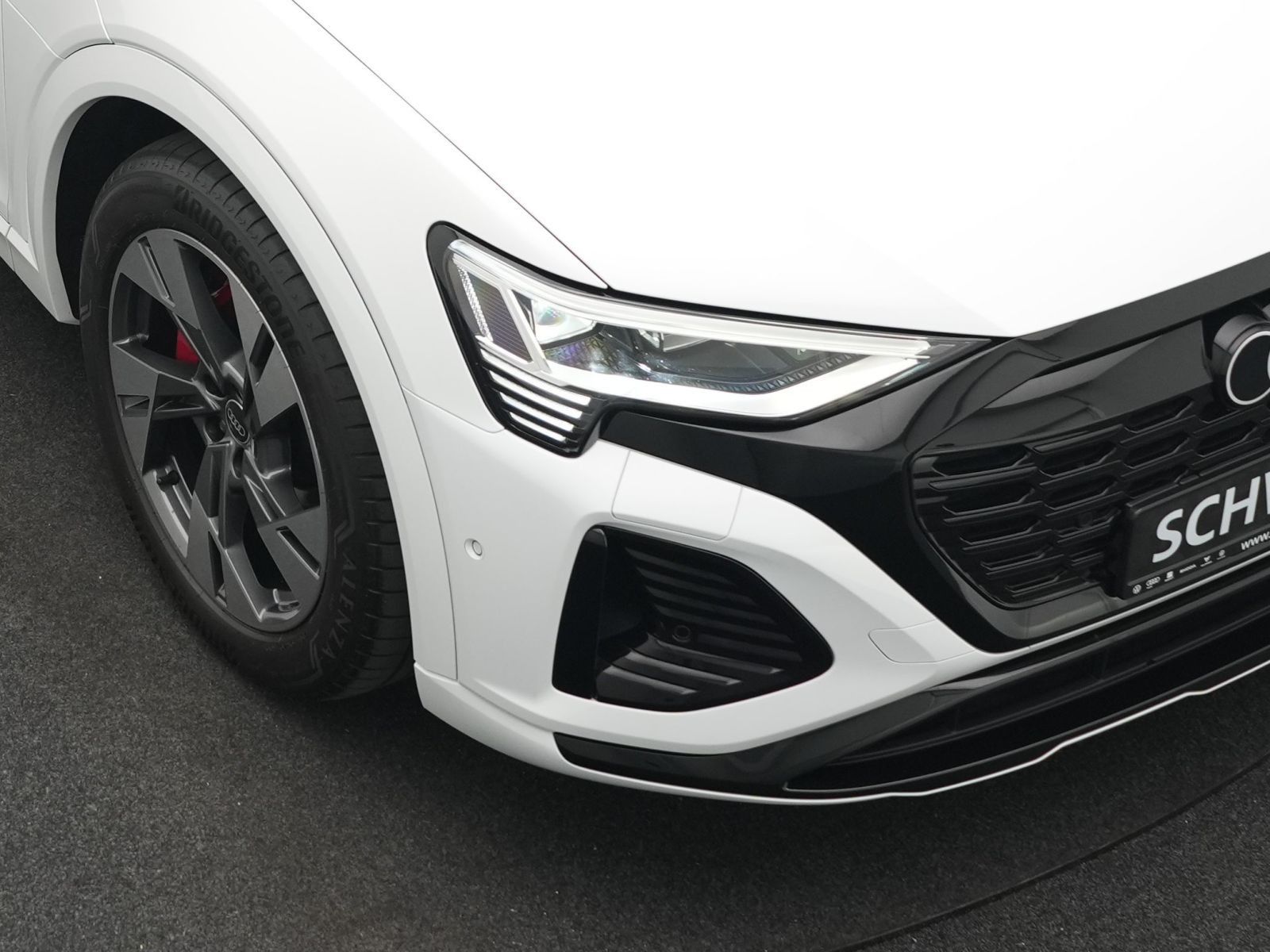 Audi Q8 Sportback e-tron 50 S line quattro