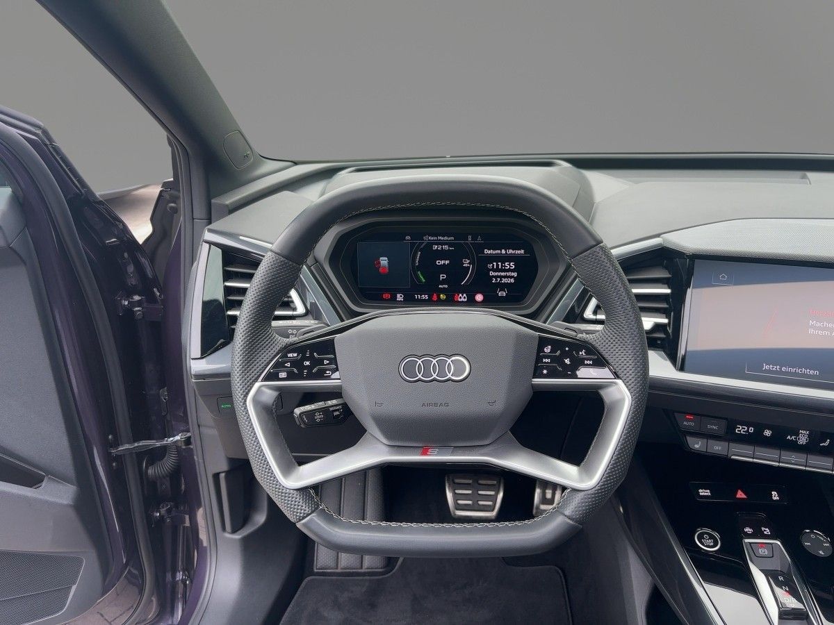 Audi Q4 50 e-tron S line quattro AHK Navi Panorama