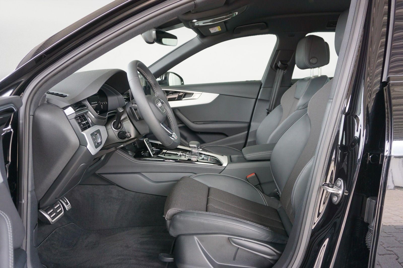 Audi A4 Avant 35 TDI S tronic S line - Samsaru's Car Outlet