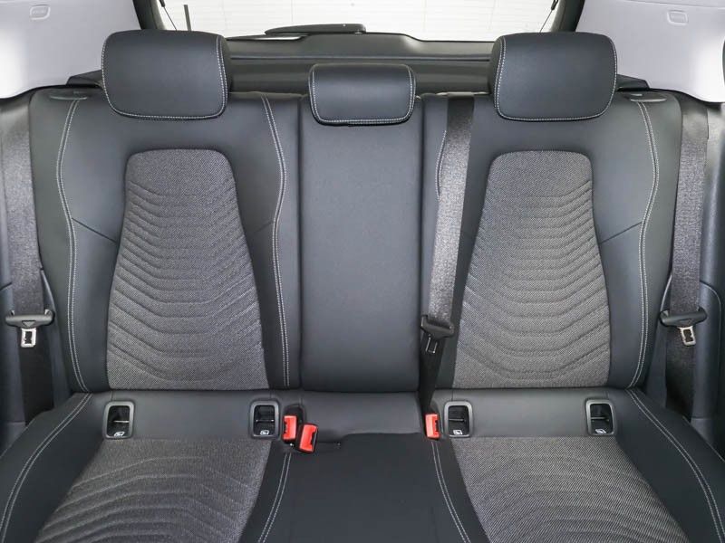 Mercedes-Benz A 180 PROGADV - Samsaru's Car Outlet