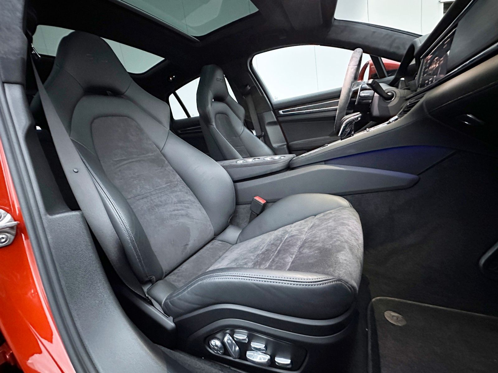 Porsche Panamera GTS SOURROUND VIEW PDCC PTVPLUS SOFORT