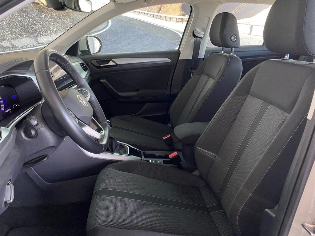 Volkswagen T-Roc 1.0 TSI Life - Samsaru's Car Outlet