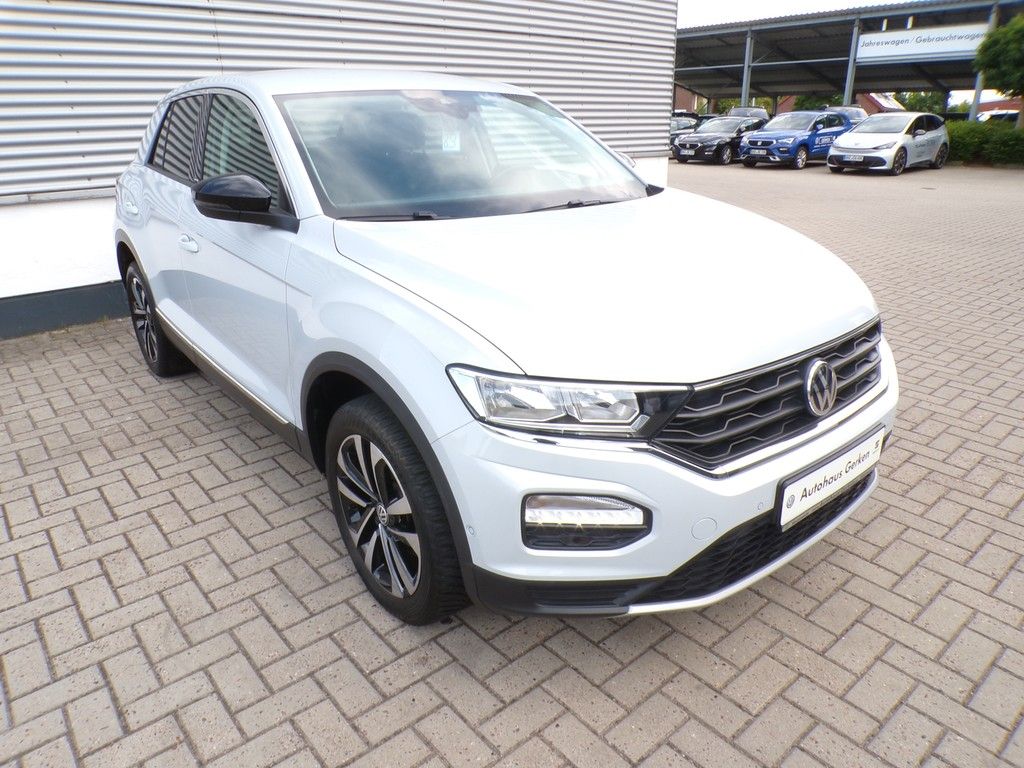 Volkswagen T-Roc 1.5 TSI Style - Samsaru's Car Outlet