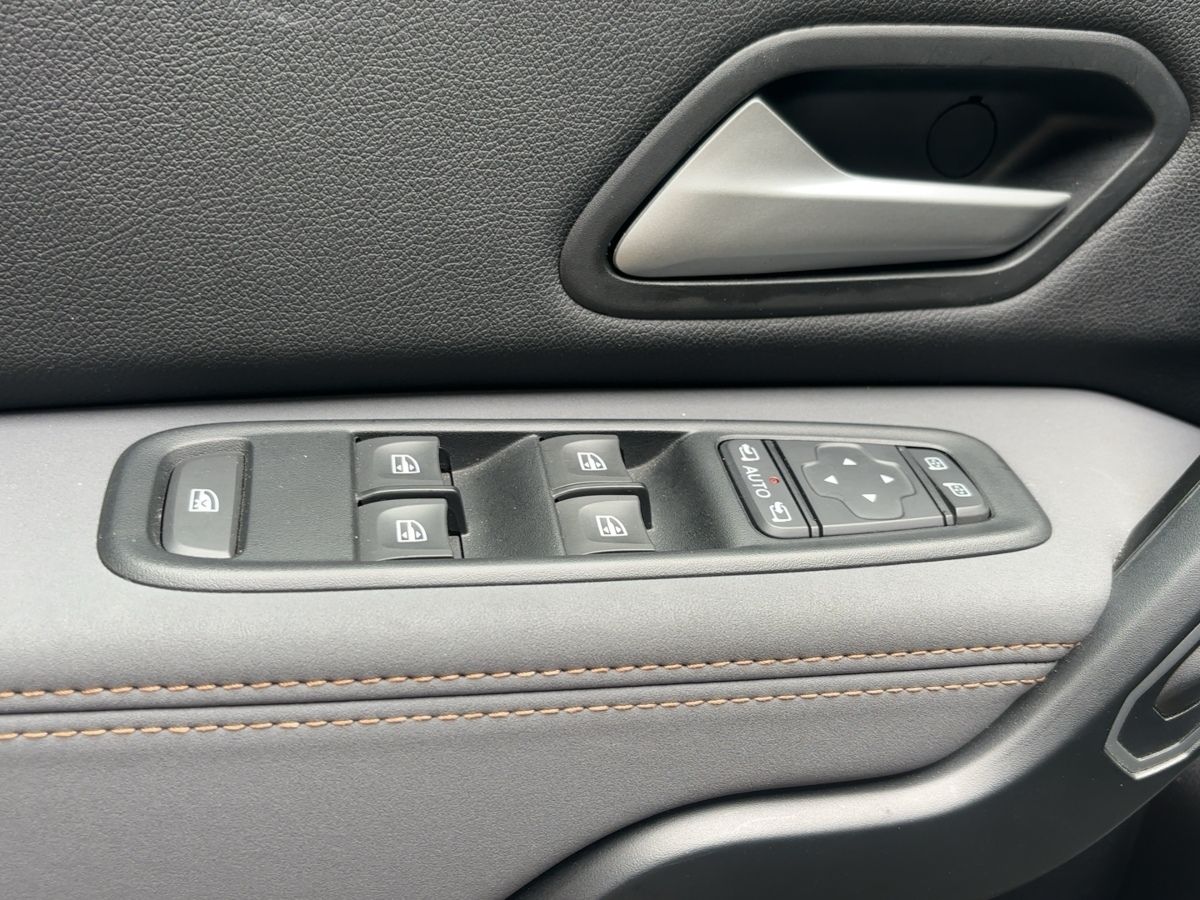 Dacia Duster Extreme 1.3 TCe 150 4x4 - Samsaru's Car Outlet