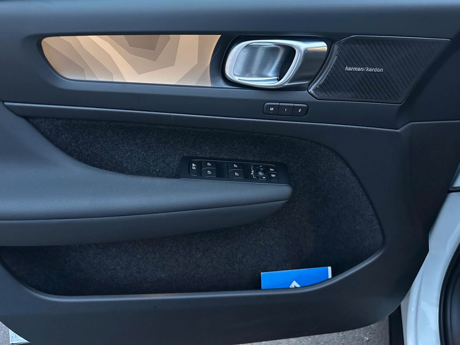 Volvo XC40 Twin AWD Ultimate AHK,Pano,360°,BLIS,ACC