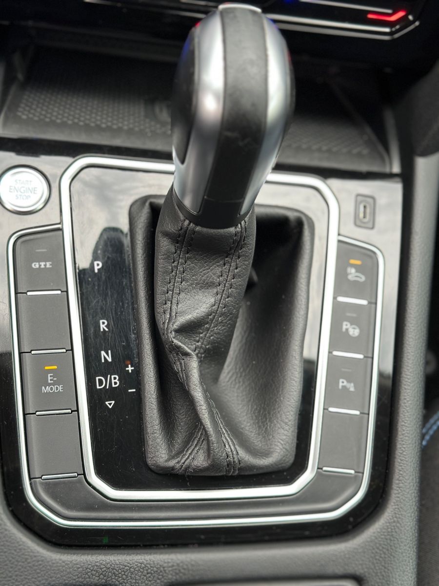 Volkswagen Passat Variant GTE 1.4 TSI Hybrid - Samsaru's Car Outlet
