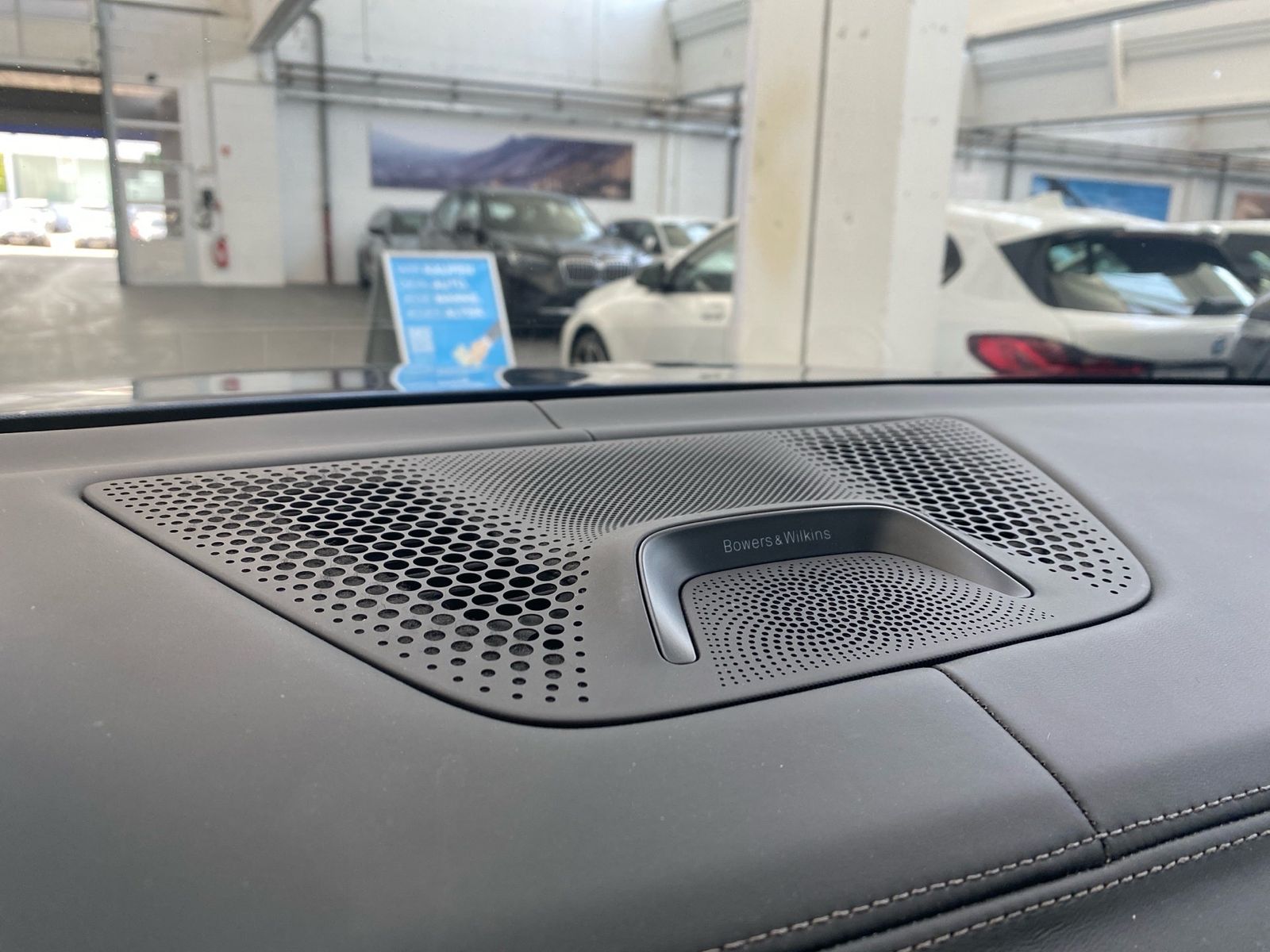 BMW X5 xDrive45e Sport HUD Laser Pano DA Prof AHK B&