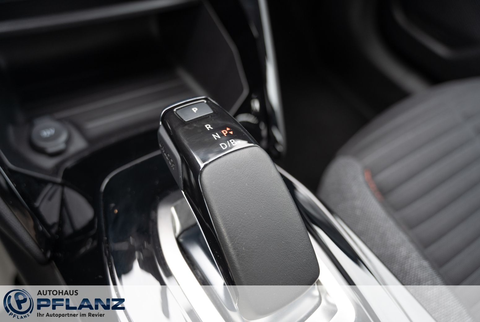 Peugeot e-2008 Active Pack - Samsaru's Car Outlet