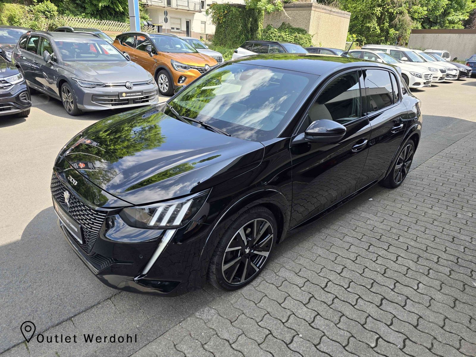 Peugeot 208 GT - Samsaru's Car Outlet