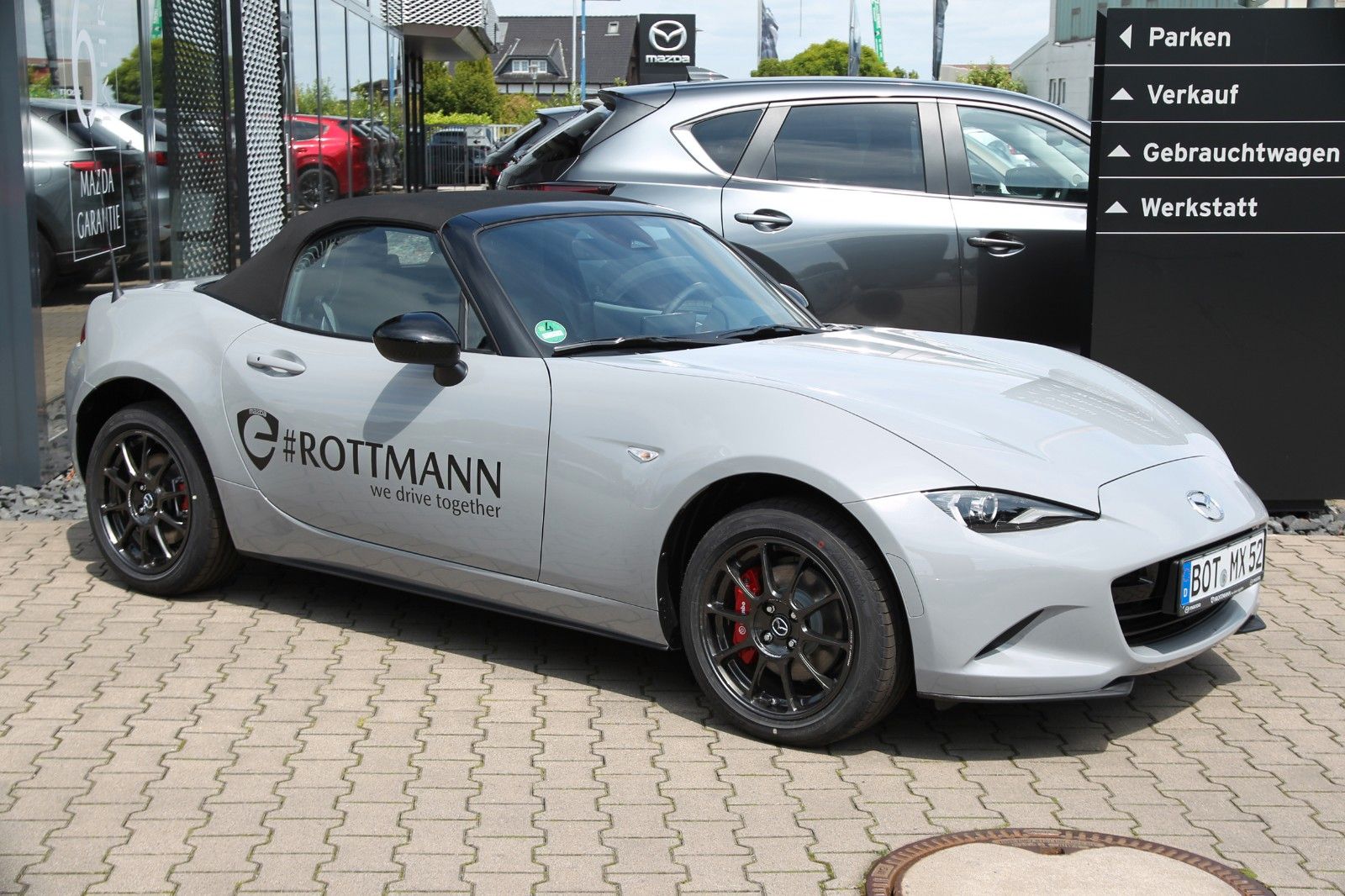 Mazda MX-5 1.5 Homura /Recaro/BOSE/KeyLess/Ma­trix-LED