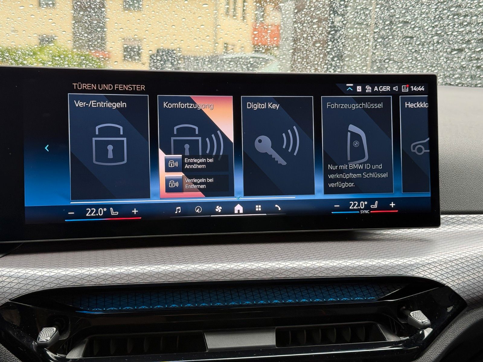 BMW 320i M Sport 18" HuD AHK ACC 360° 18"