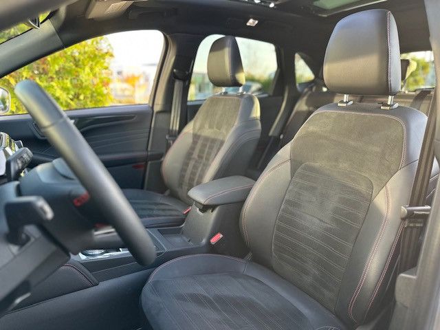 Ford Kuga PHEV ST-Line X 225PS |Pano|AHK|20"