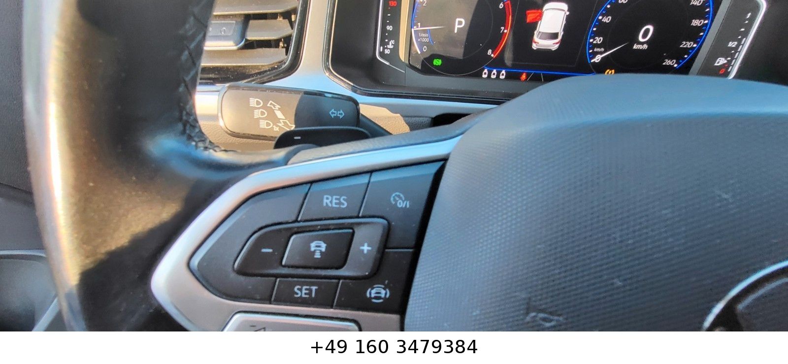 Volkswagen T-Roc Life DSG - Samsaru's Car Outlet