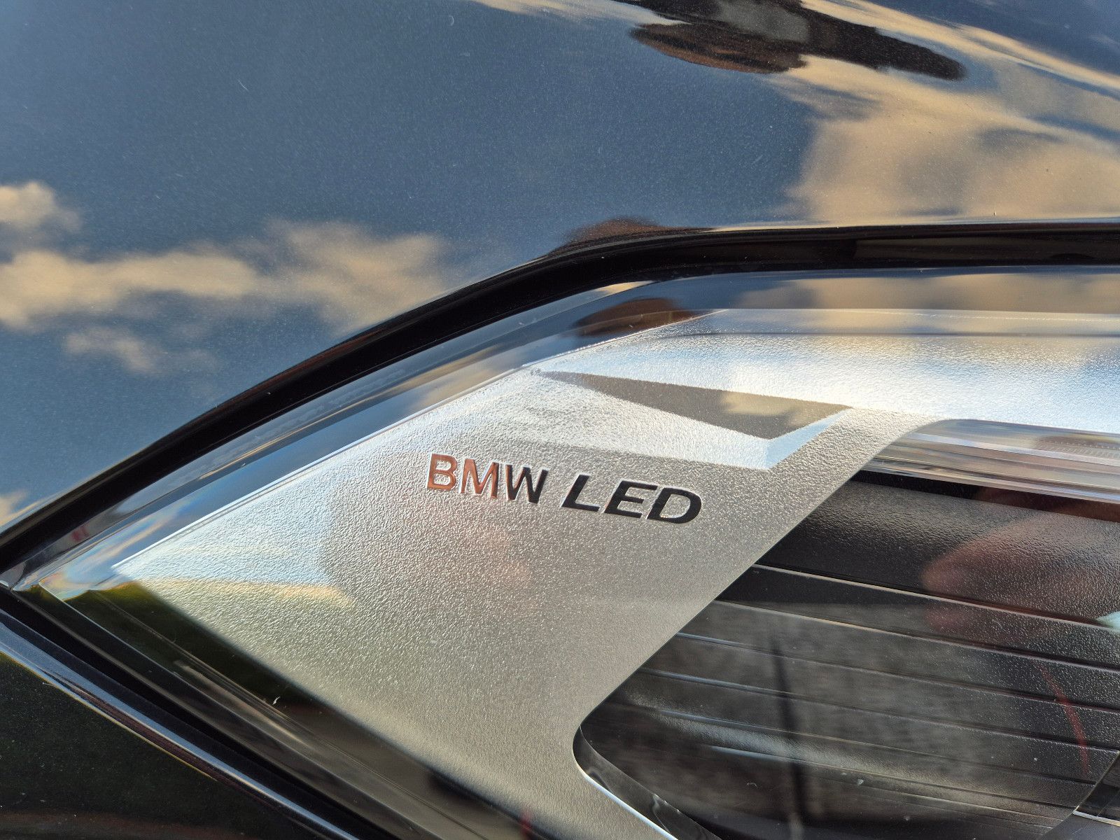 BMW X1 xDrive25e 4WD HYBRID - Samsaru's Car Outlet