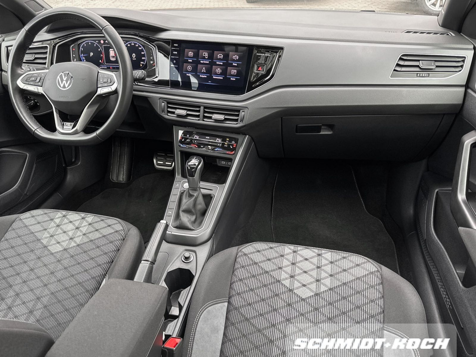 Volkswagen Taigo 1.0 TSI DSG R-Line - Samsaru's Car Outlet