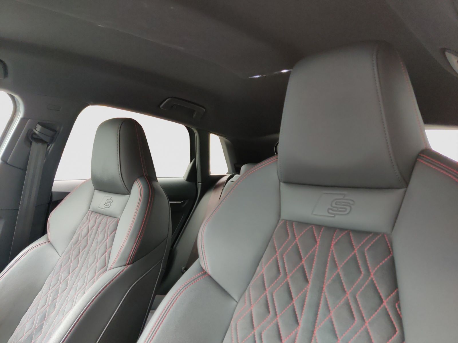 Audi A3 Sportback 45 TFSIe s troni S line MATRIX/NAVI