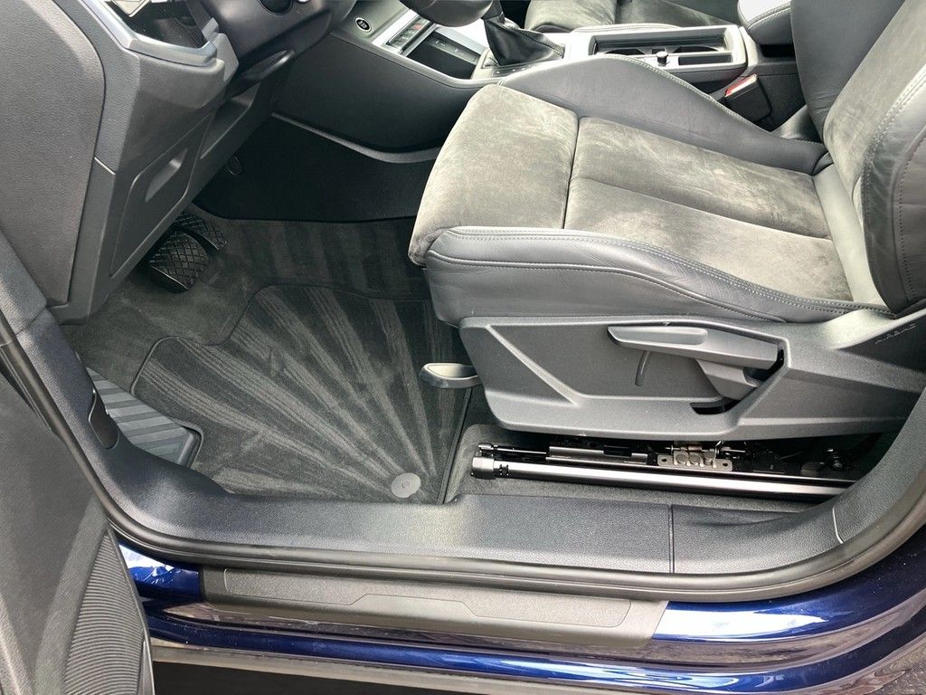 Audi Q3 35 TDI quattro plus - Samsaru's Car Outlet