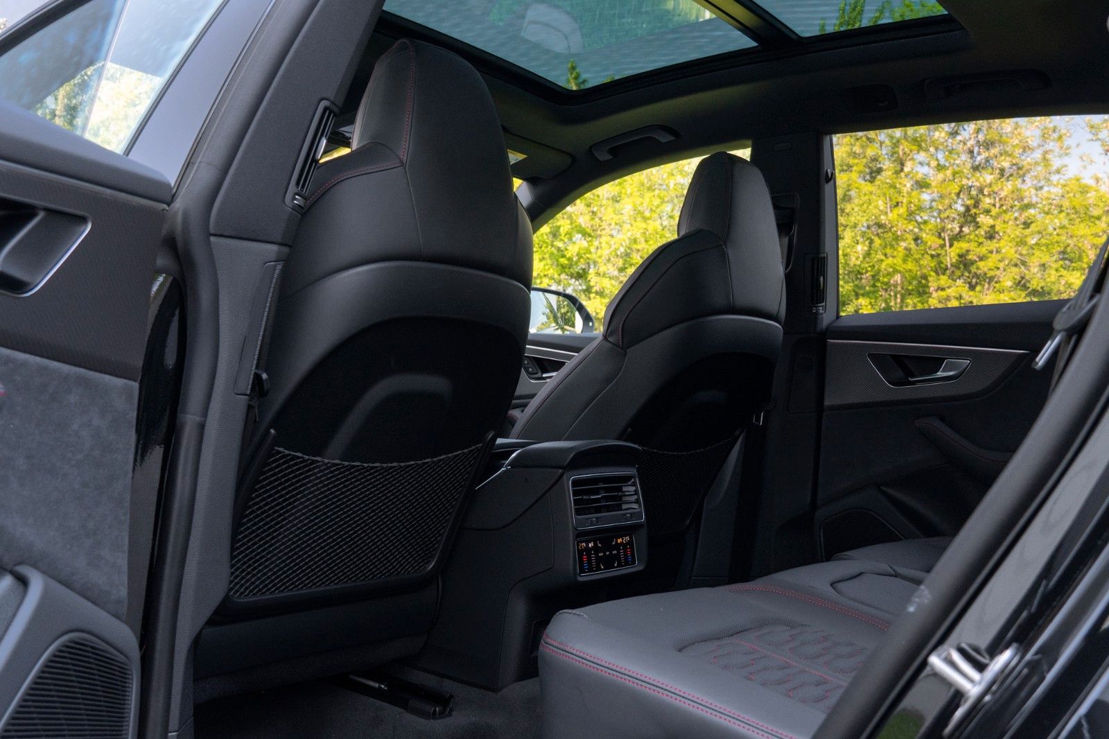 Audi RS Q8 PERR.MATRIX.KERAMIK.360.B&O.PANO.LUFTF.AHK